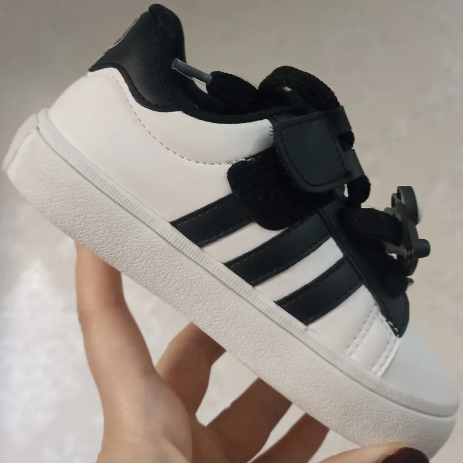 کتونی بچگانه