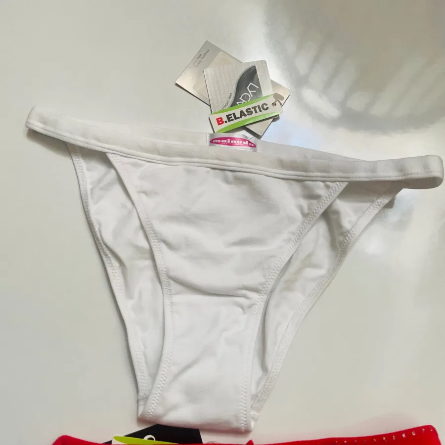 شورت فانتزی نخی سایز s