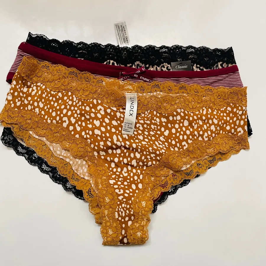 شورت فانتزی گیپور سایز m