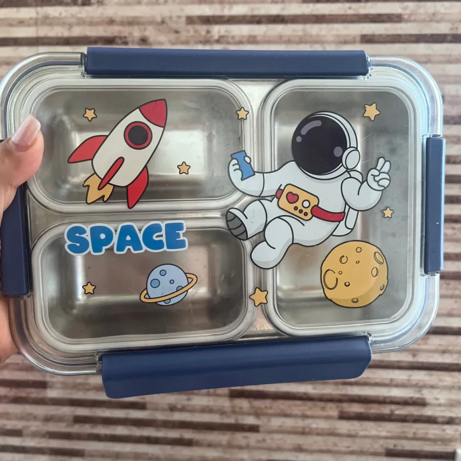 ظرف غذا طرح فضانورد