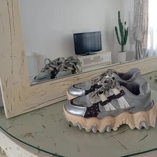 کتونی سایز 38