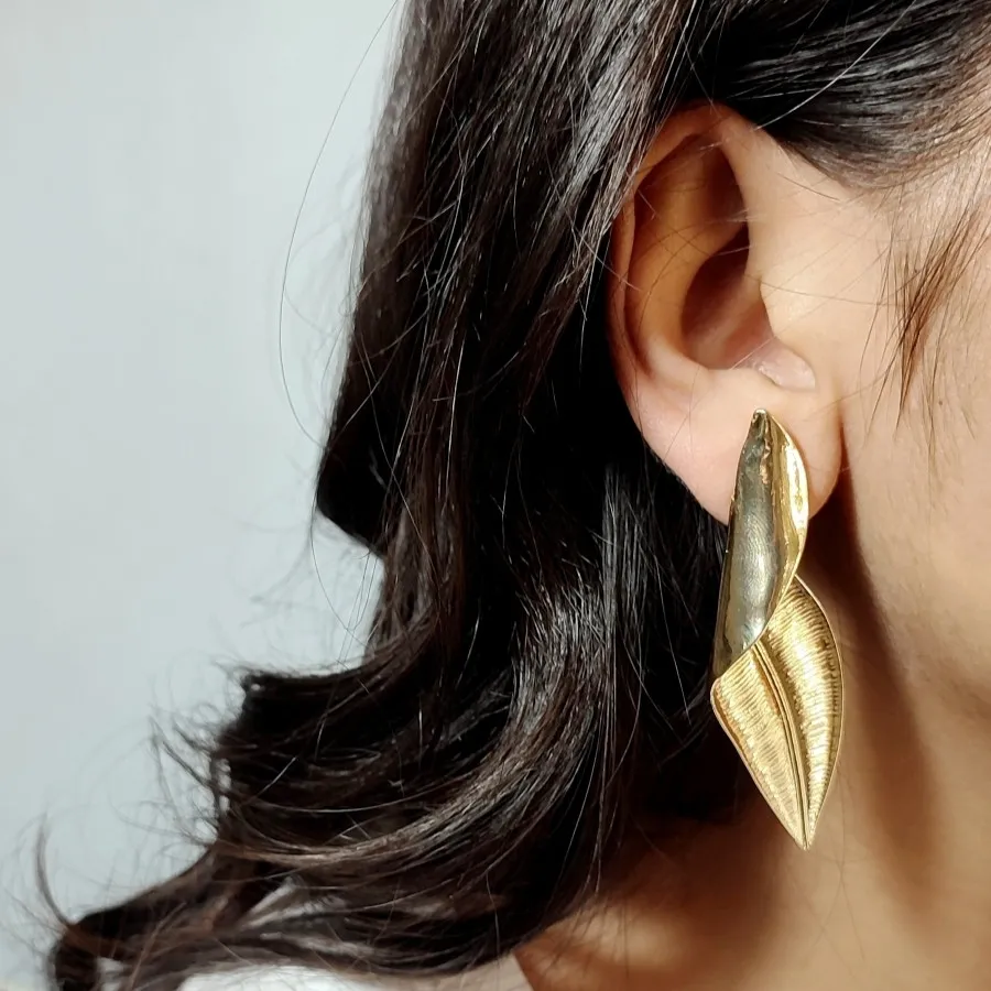 گوشواره رنگ ثابت