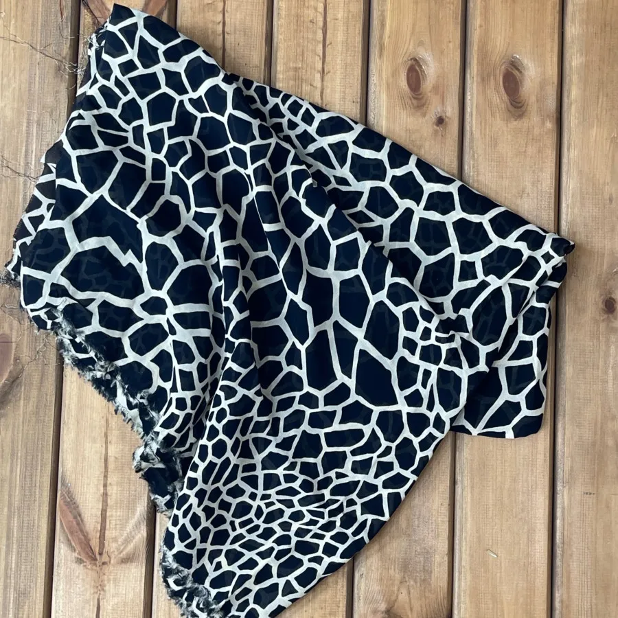 پارچه حریر مشکی