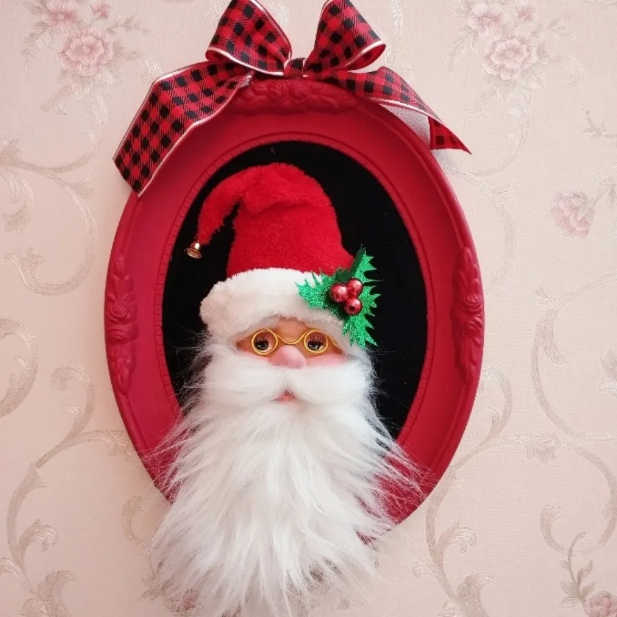 تابلو برجسته بابانویل