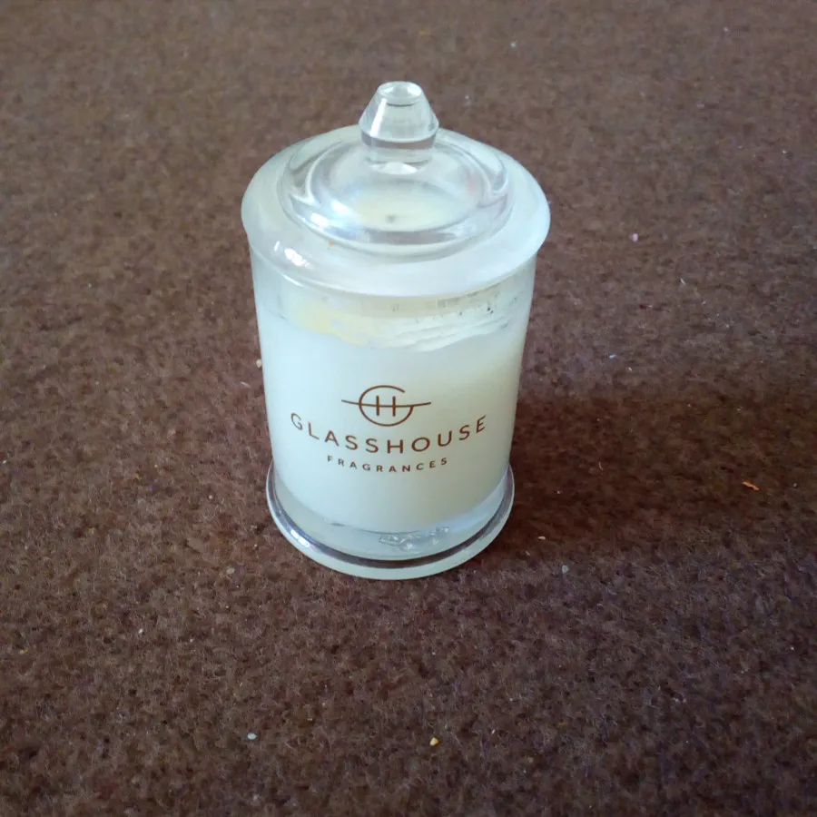 شمع معطر شیشه ای