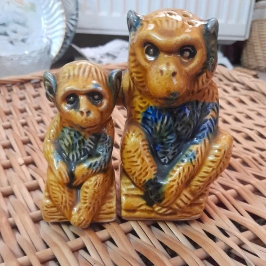 نمکدان قدیمی