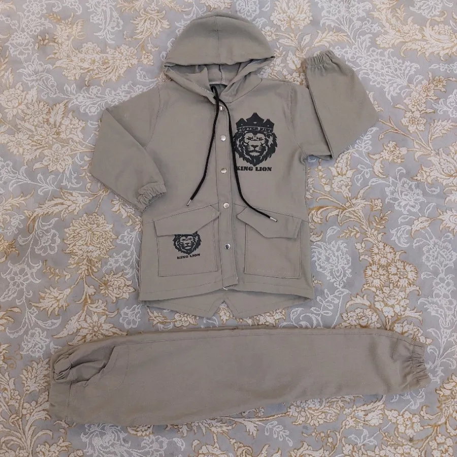 لباس بچگانه