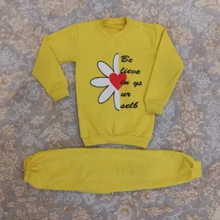 لباس بچگانه