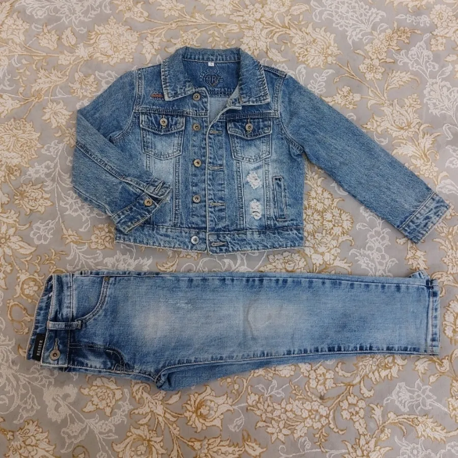 لباس بچگانه