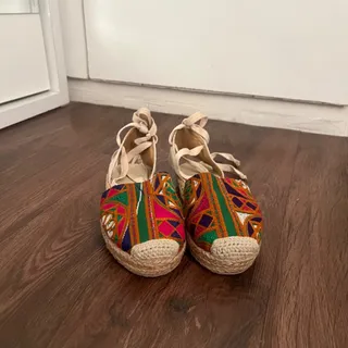 کفش کنفی تابستانی