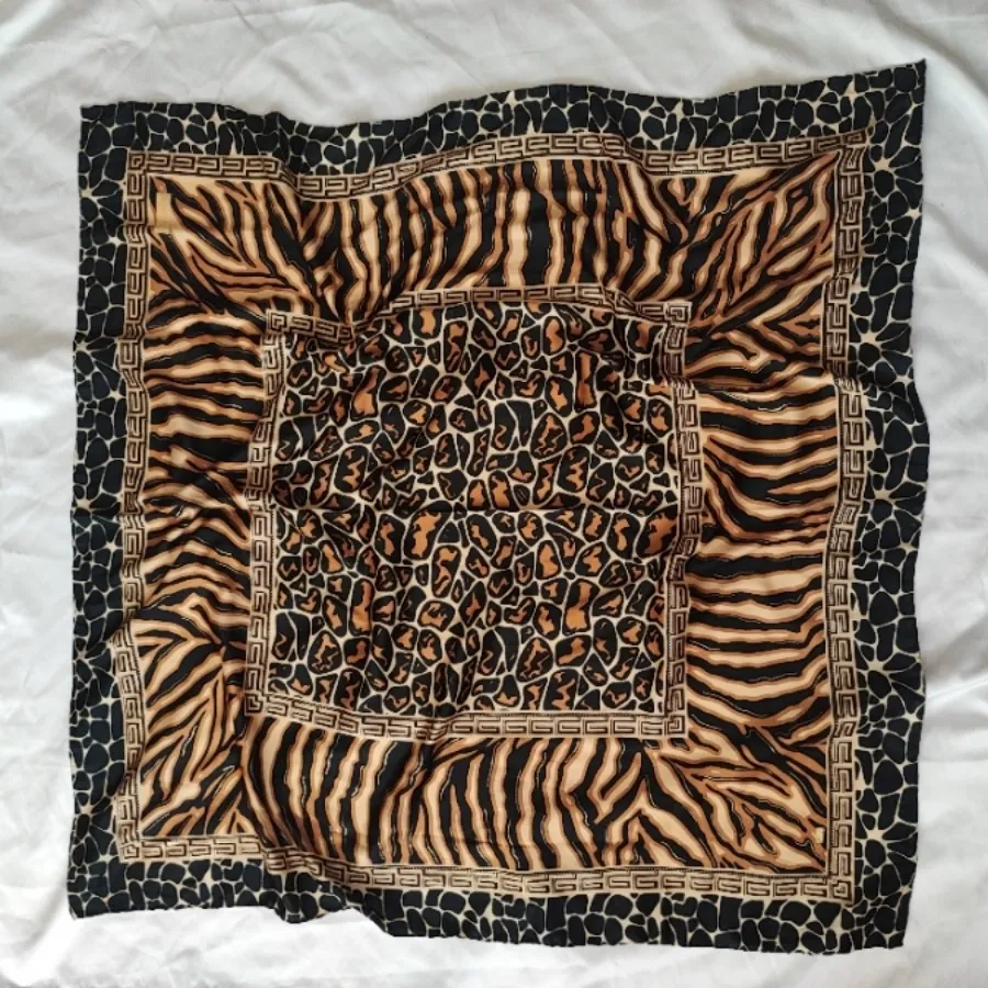 روسری پلنگی و ببری ترکیه