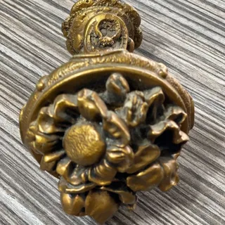 پرده جمع کن و گلمیخ