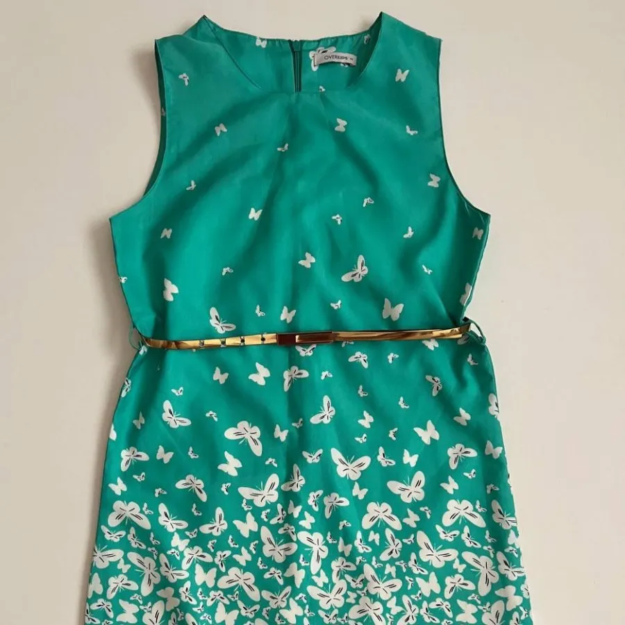 پیراهن دخترانه