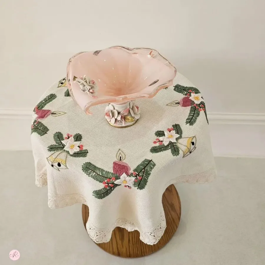 رومیزی گلدوزی خارجی