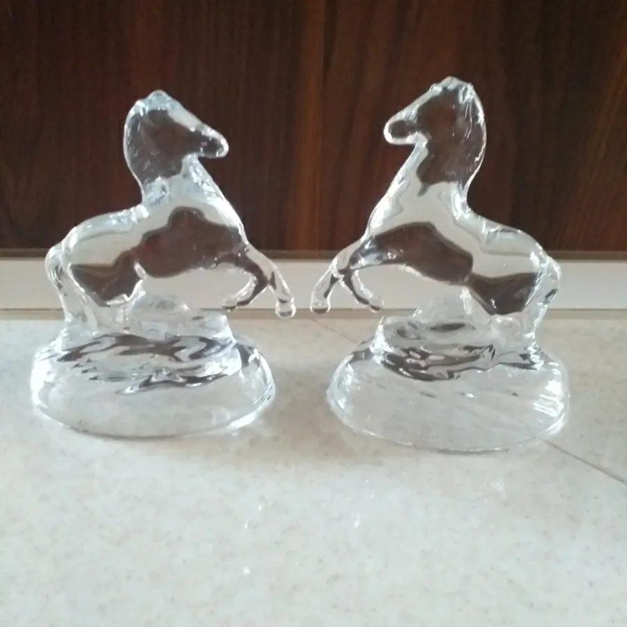 مجسمه کریستال اسب