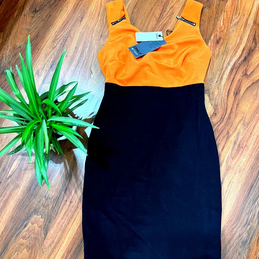 پیراهن کوتاه پاییزه only