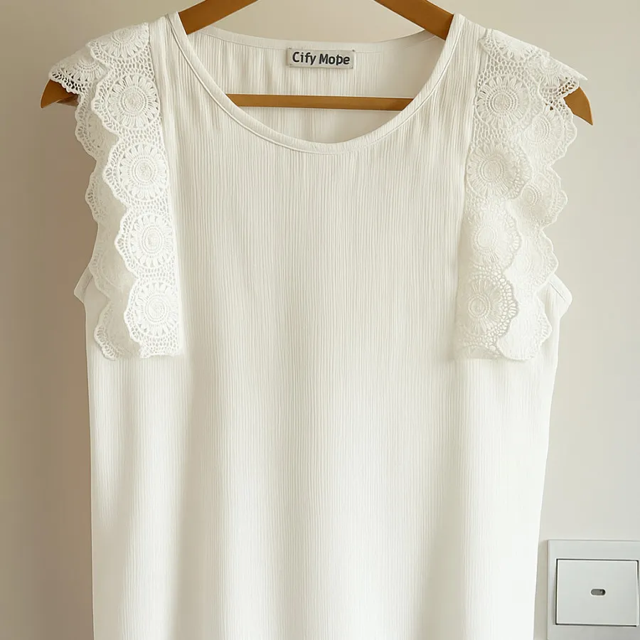 بلیز تاپ سفید گیپوردار