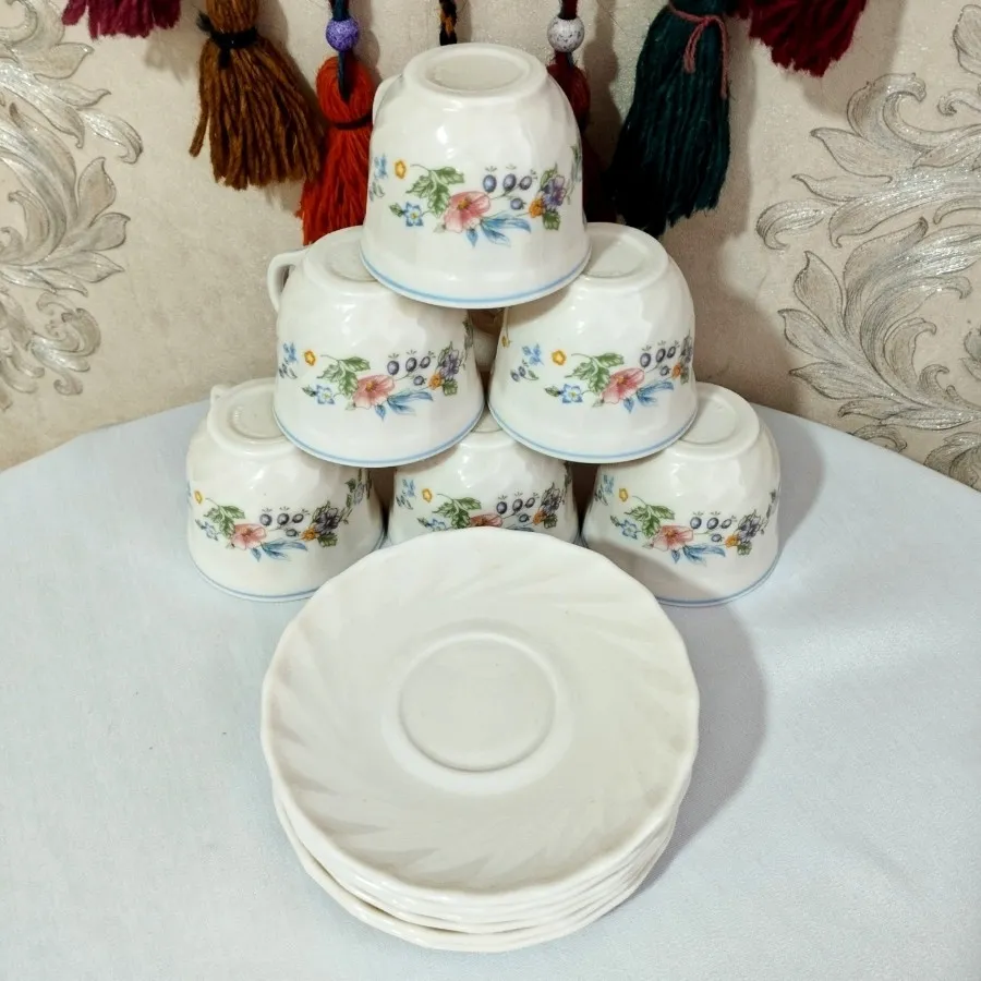 فنجان و نعلبکی ویکتوریا