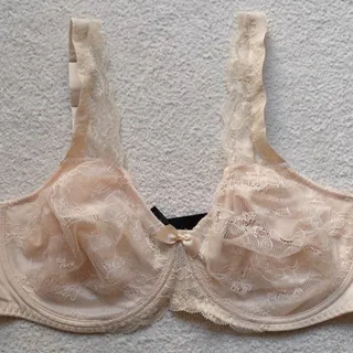 سوتین توری دانتل اسمارا