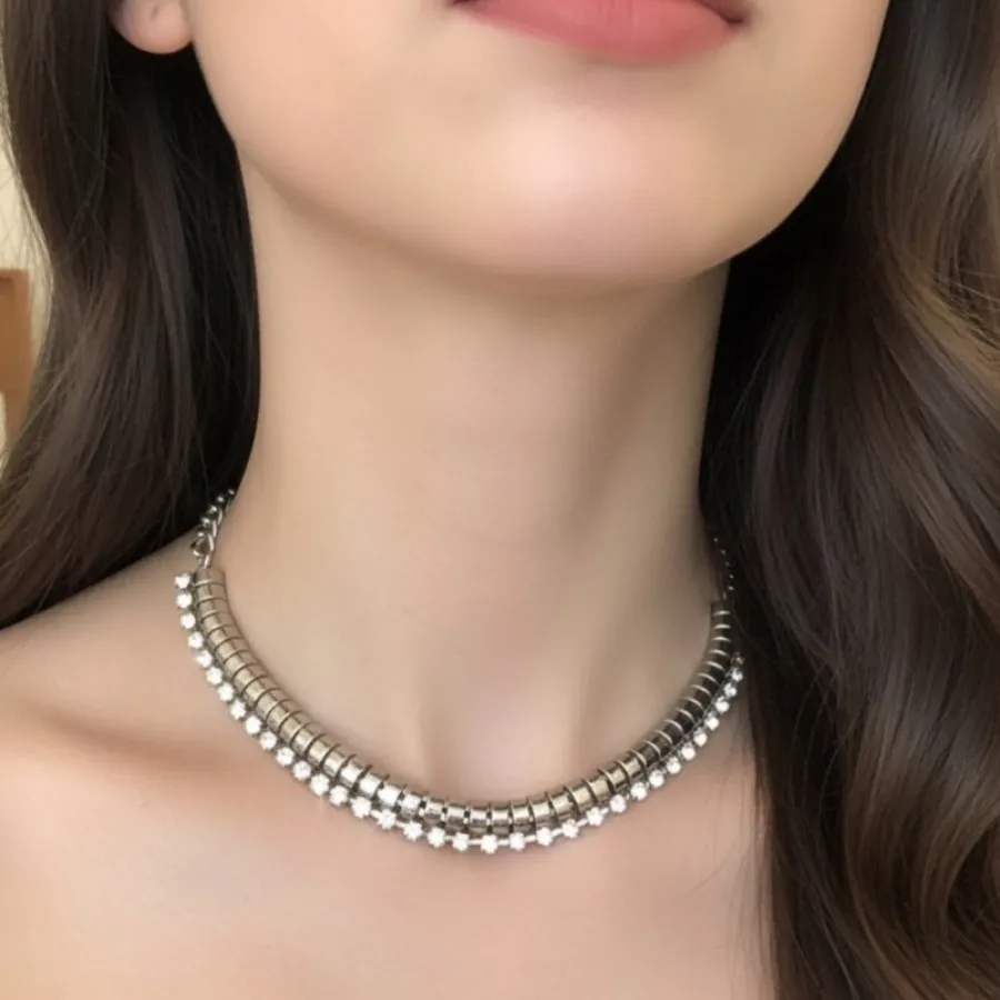 گردنبند نگینی