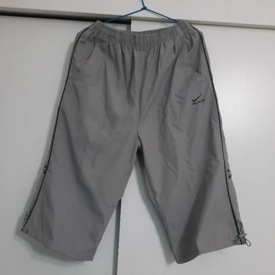 شلوارک ورزشی