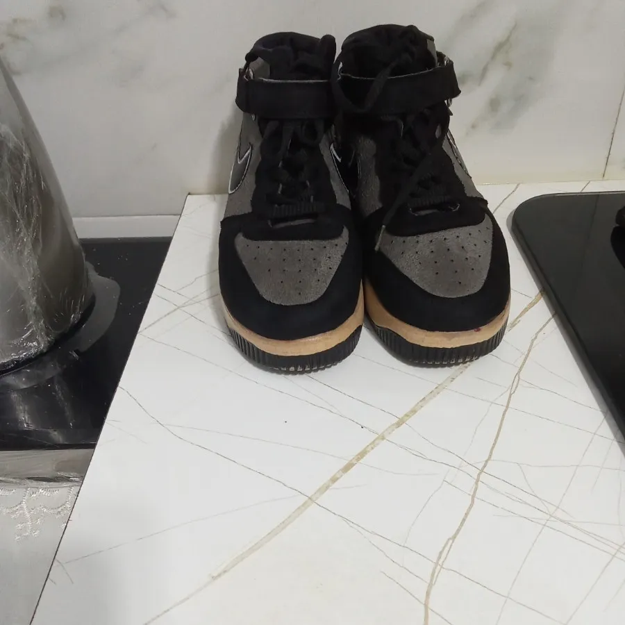 کتونی ساق دار