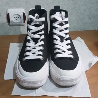 کتونی ساق دار stradivariu