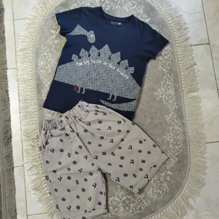 تیشرت و شلوارک