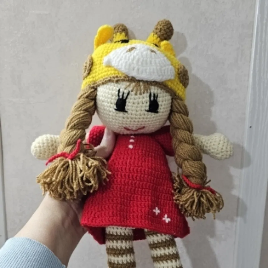 عروسک بافتنی