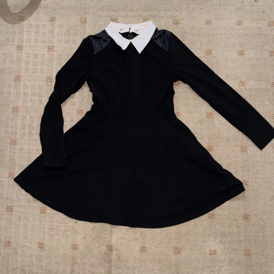 پیراهن دخترانه