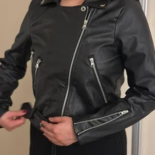 کت چرم زارا