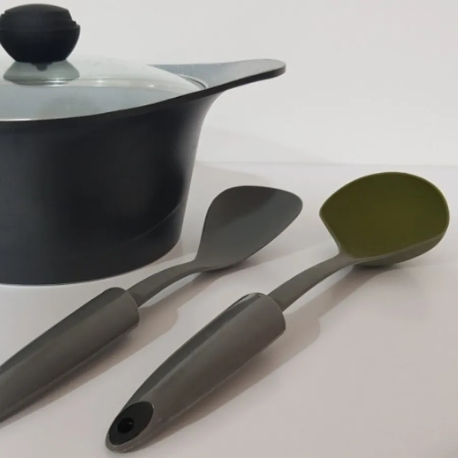 ملاغه و کفگیر