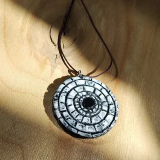 گردنبند هنری