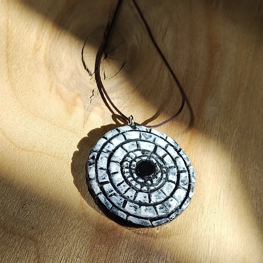 گردنبند هنری