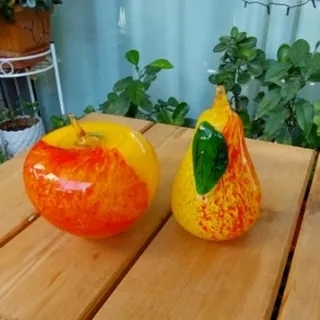 سیب وگلابی تزیینی