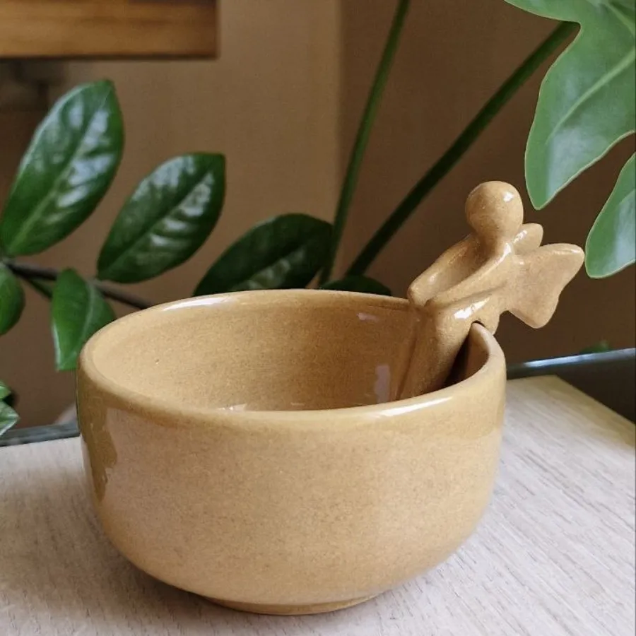 شمعدان فرشته سفالی