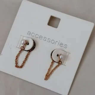 گوشواره جذاب و زیبا