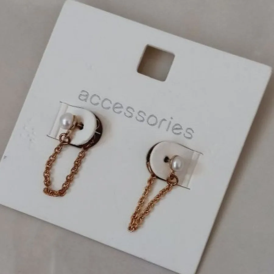 گوشواره جذاب و زیبا