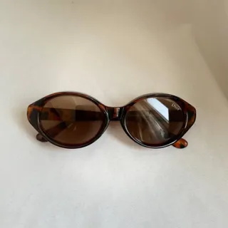 عینک آفتابی