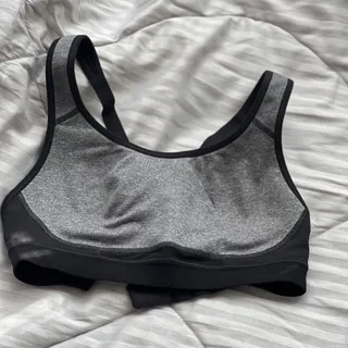 نیمتنه ورزشی