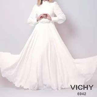 پیراهن عقد و فرمالیته