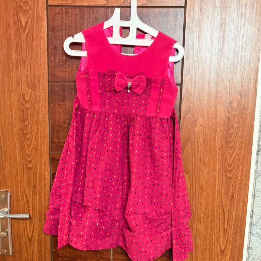 پیراهن پشمی دخترانه