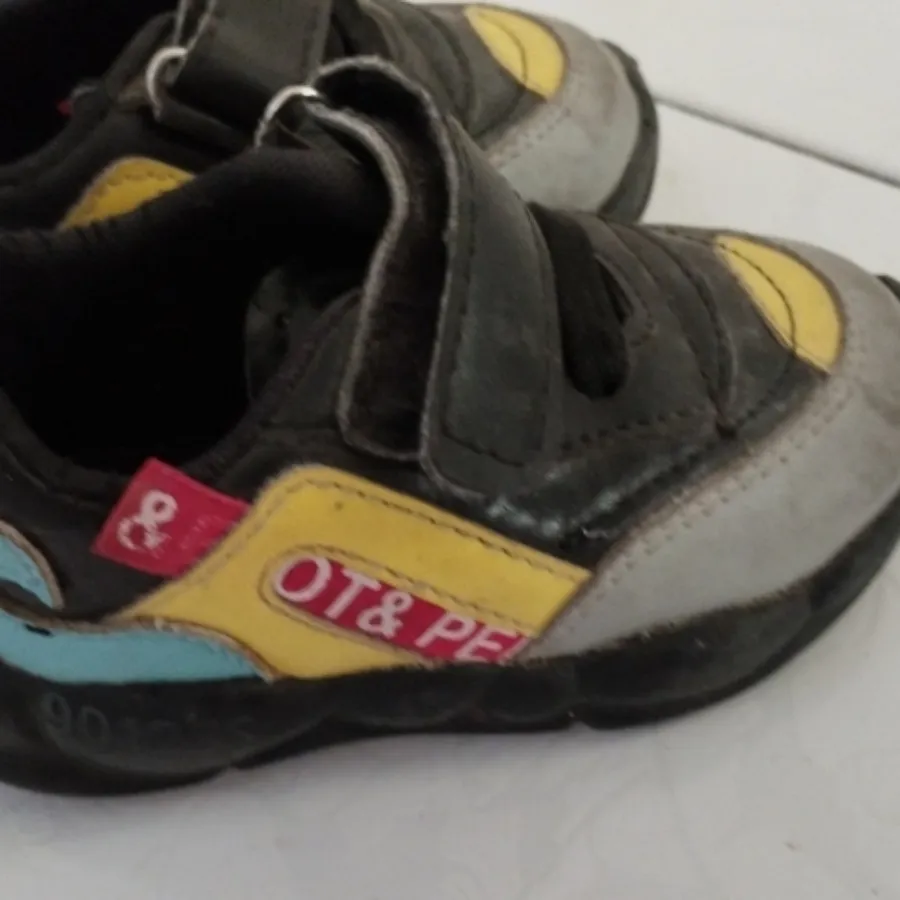 پیراهن. کفش .پافر