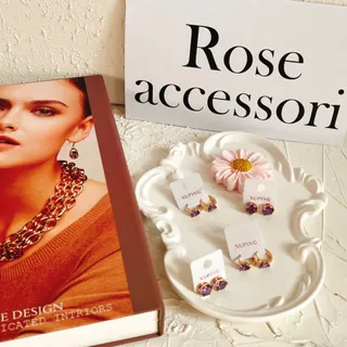 گوشواره رنگ ثابت