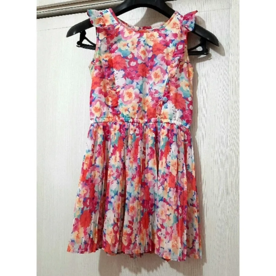 پیراهن بچگانه