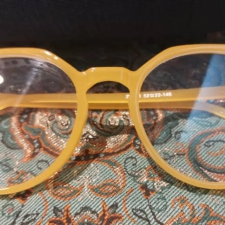 عینک زرد