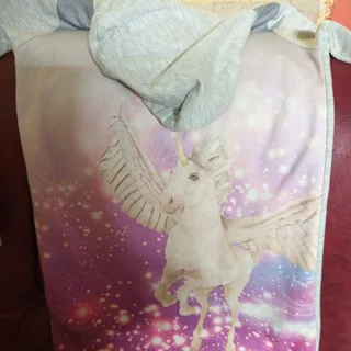 هودی کلاهدار