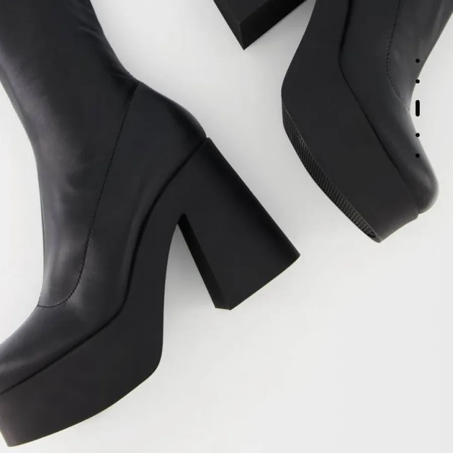 نیم بوت استاردیواریوس