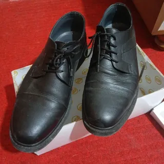 کفش چرم مردانه