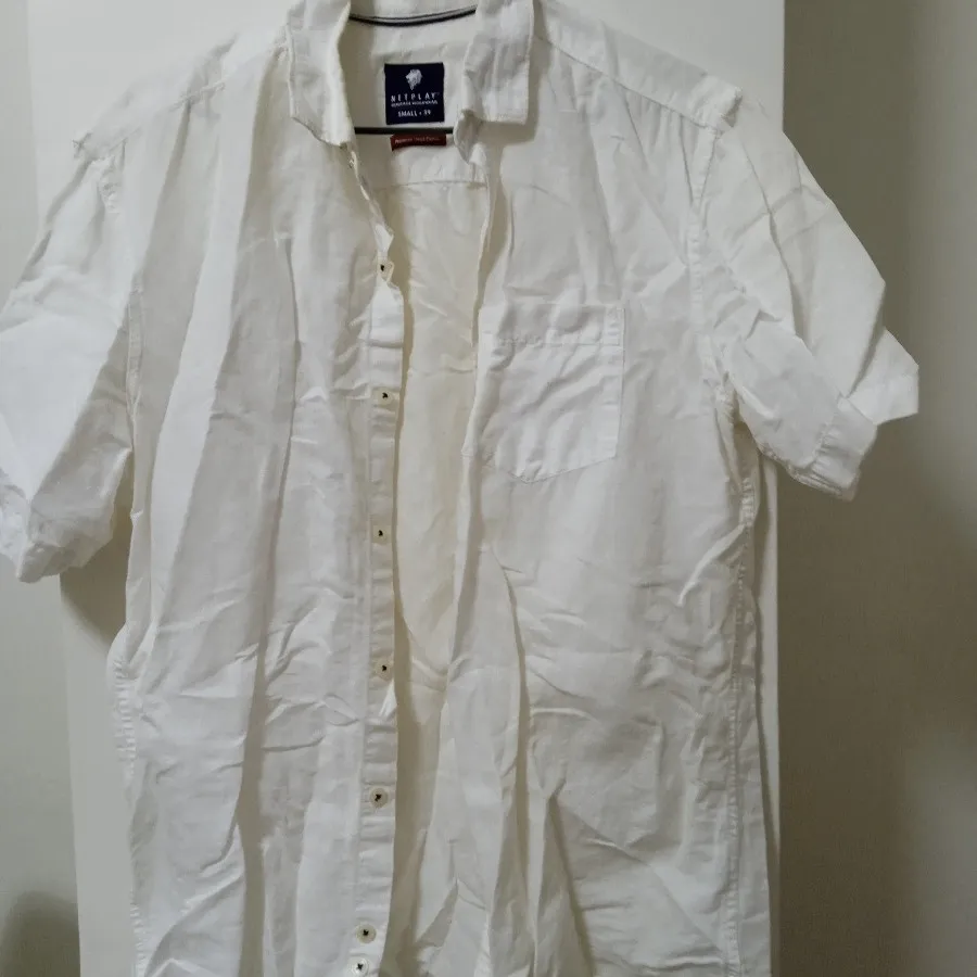 پیراهن مردانه